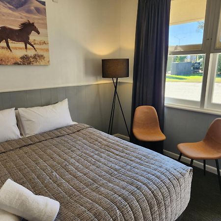 Calder Family Motel Bendigo Esterno foto