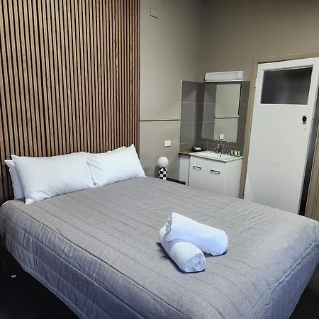 Calder Family Motel Bendigo Esterno foto