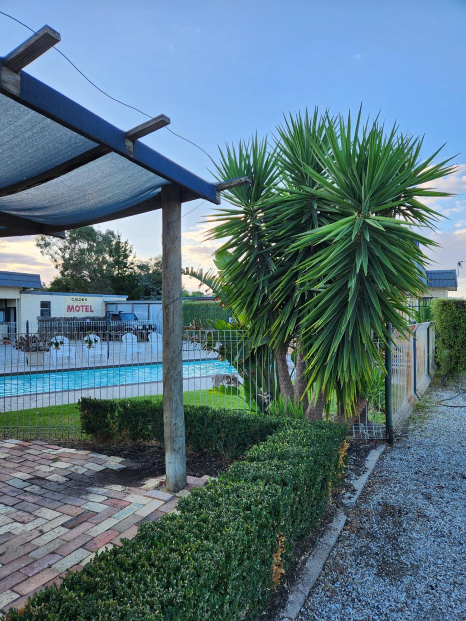 Calder Family Motel Bendigo Esterno foto