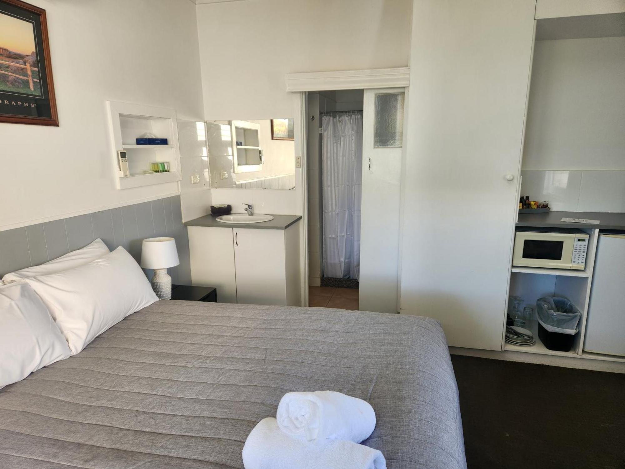Calder Family Motel Bendigo Esterno foto