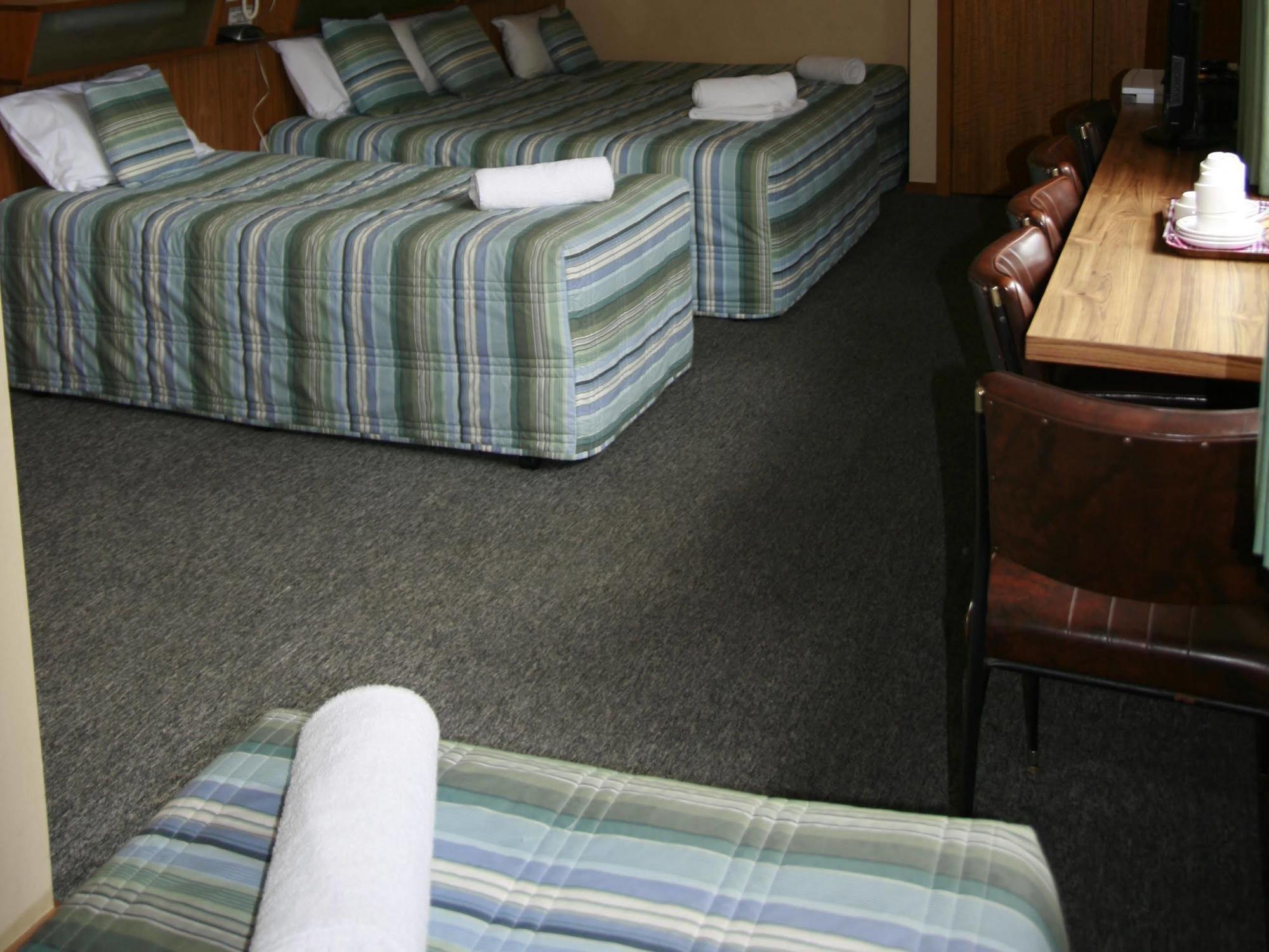 Calder Family Motel Bendigo Esterno foto