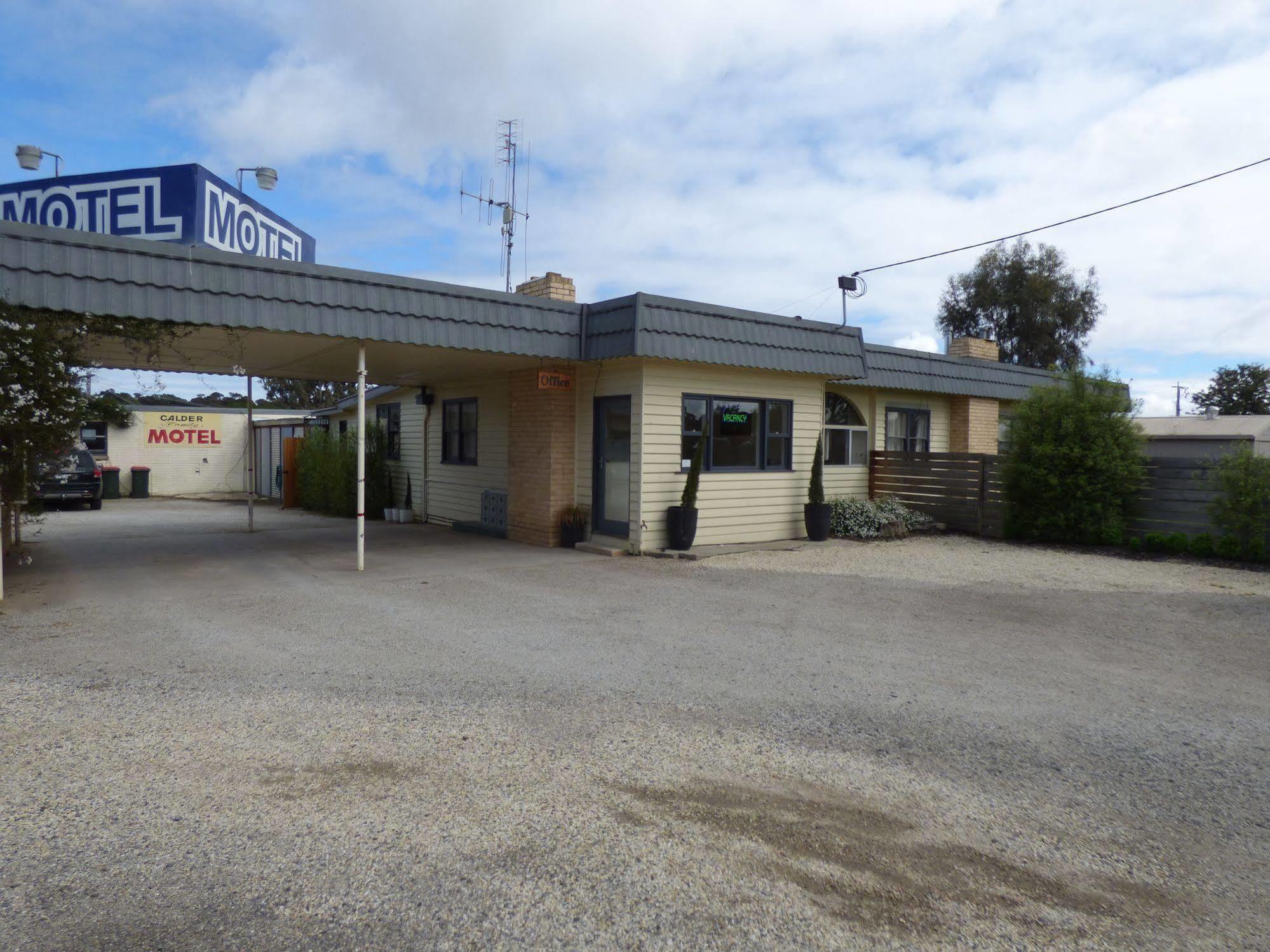 Calder Family Motel Bendigo Esterno foto